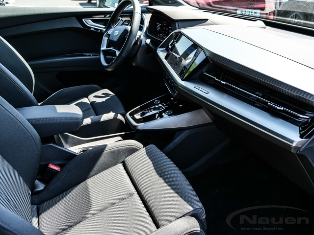 Q4 e-tron 45 210 kW *ACC*SONOS*MAGNETIC*HUD*SHZ+LHZ*