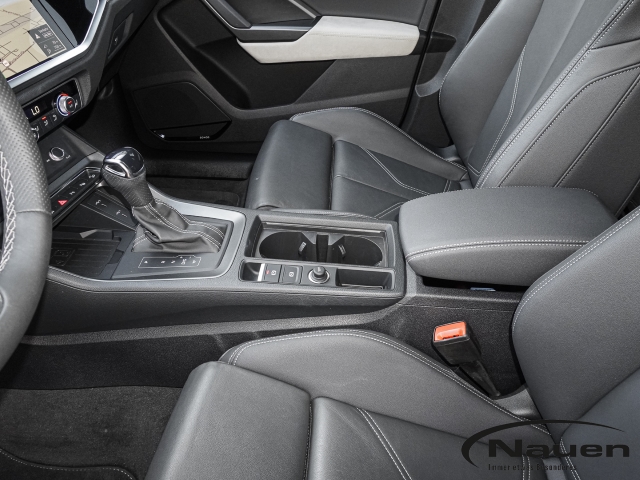 Q3 Sportback S-line quattro S-tronic *AHK*PANO*STAND.HZG*SONOS*