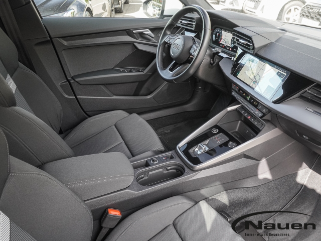 A3 Sportback S-line S-tronic *NAVI*INTERFACE*SHZ*LED*