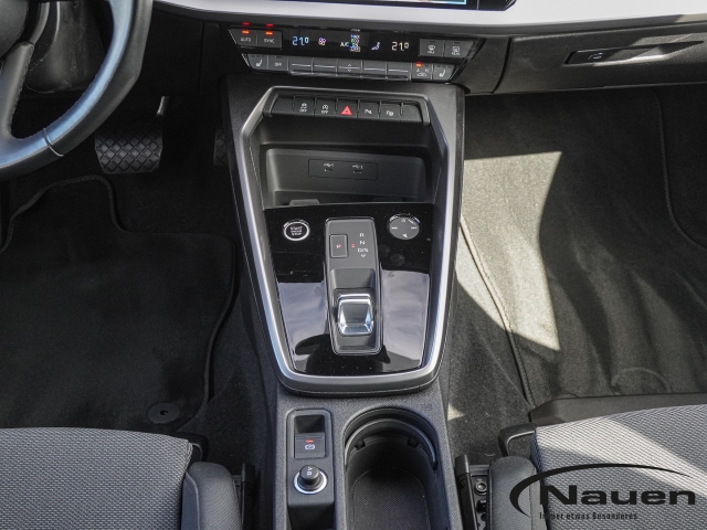 A3 Sportback S-line S-tronic *NAVI*INTERFACE*SHZ*LED*