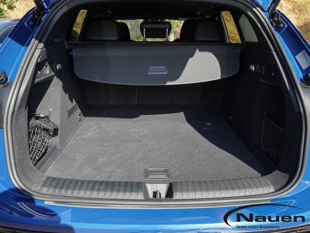 SQ6 e-tron edition one blue 360 kW *TECH-PRO*LEDER*S-LINE*