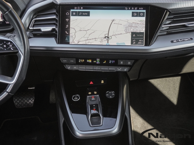 Q4 e-tron *PANO*KAMERA*MATRIX*ACC*NAVI*SPORTSITZE*
