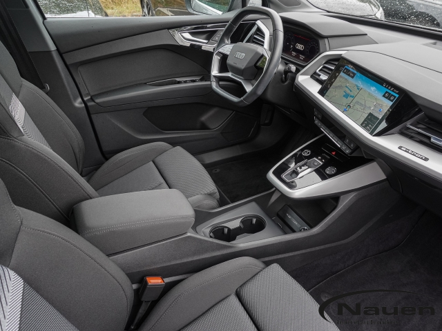 Q4 e-tron S-Line 40 150 kW *PANO*NAVI*SHZ*PDC*TEMPOMAT*