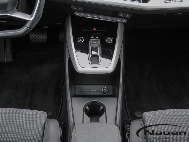 Q4 e-tron S-Line 40 150 kW *PANO*NAVI*SHZ*PDC*TEMPOMAT*