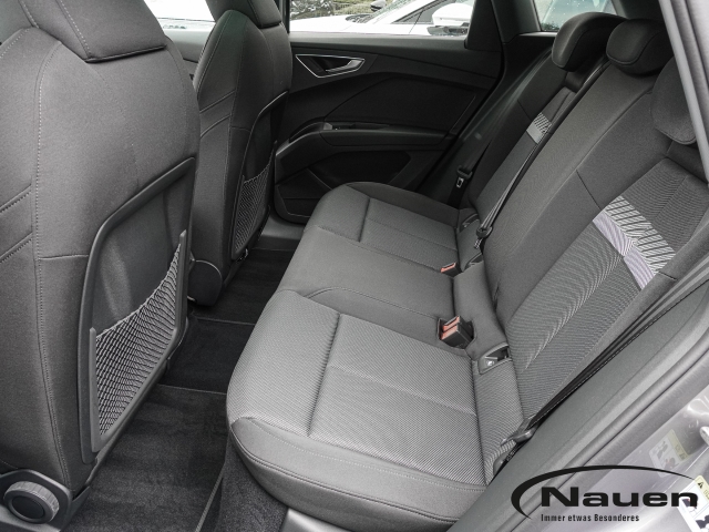 Q4 e-tron S-Line 40 150 kW *PANO*NAVI*SHZ*PDC*TEMPOMAT*