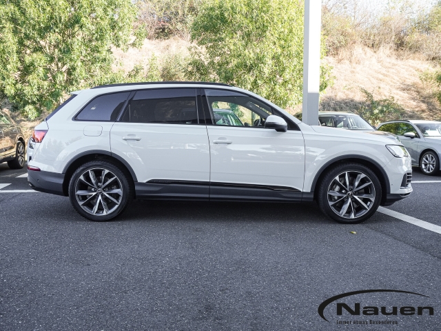 Q7 55 TFSI e quattro basis S-line Sportpaket Luft Panorama
