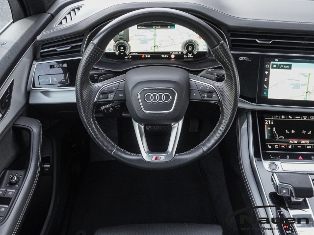 Q7 55 TFSI e quattro basis S-line Sportpaket Luft Panorama