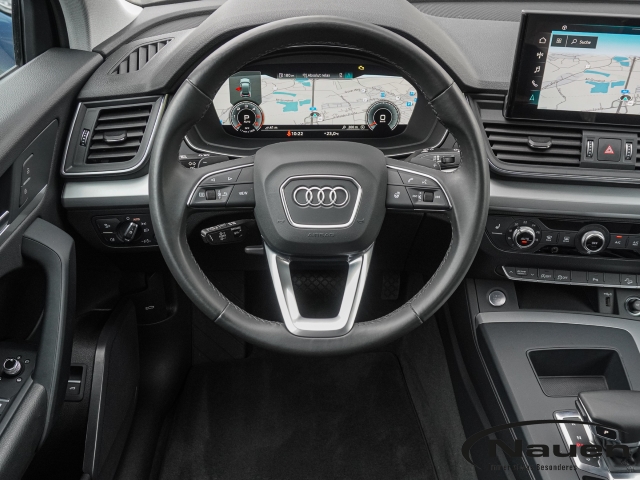 Q5 40 TDI S tronic quattro AHK Navi LED VC