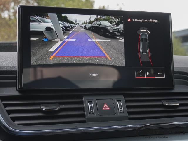 Q5 40 TDI S tronic quattro AHK Navi LED VC