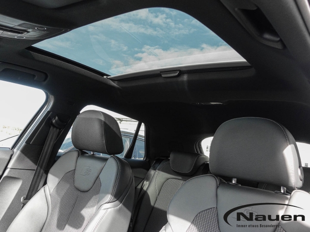 Q2 40 TFSI quattro S line Pano* Matrix* Carplay*