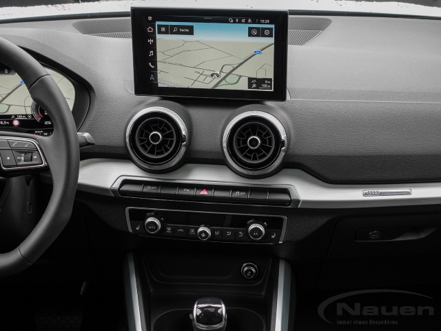 Q2 Advanced 35 TFSI S tronic *Pano OptikPaket*