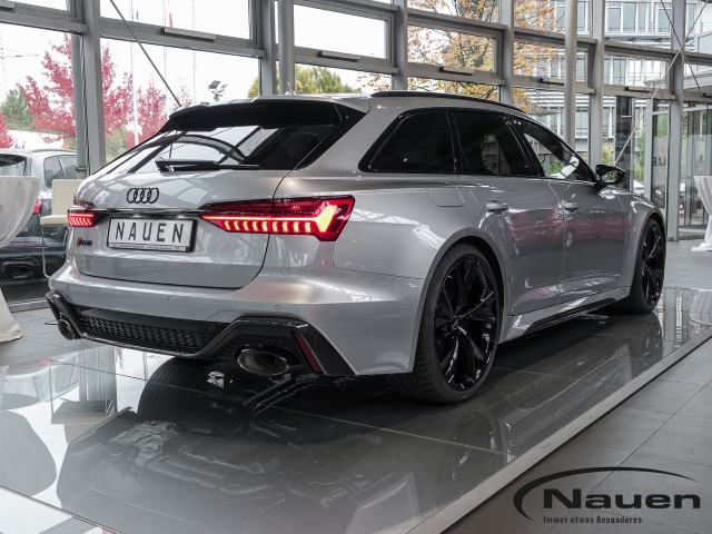 RS6 Avant Performance Keramik blaue Akzente