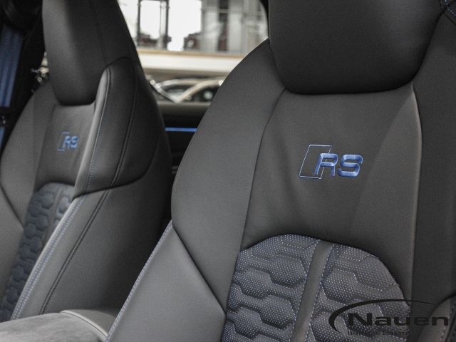 RS6 Avant Performance Keramik blaue Akzente