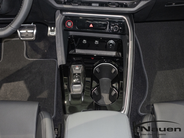 SQ5 TFSI AHK PANO LM21 StHZ TECH+ Ambiente+