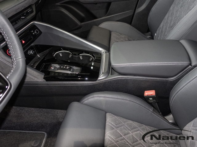 SQ5 TFSI AHK PANO LM21 StHZ TECH+ Ambiente+