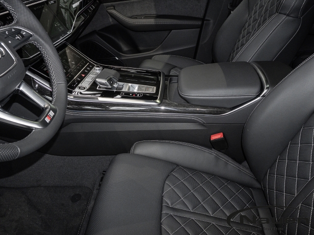 Q8 TDI quattro 2x S line AHK PANO ASSISTENZ+ B&O