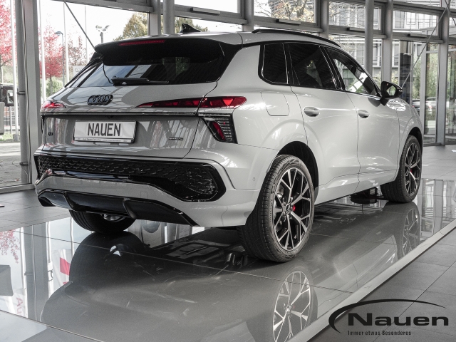Q3 TFSI quattro S line PANO PA+ TECH+ Matrix