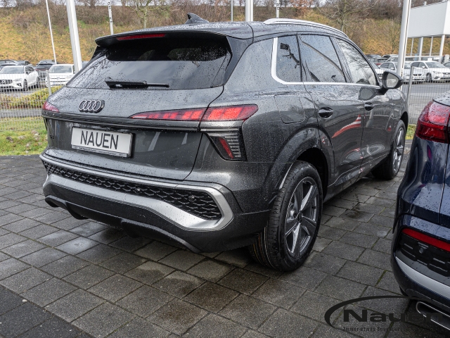 Q3 TFSI S tronic S-LINE TECH+ PANO AHK LM19