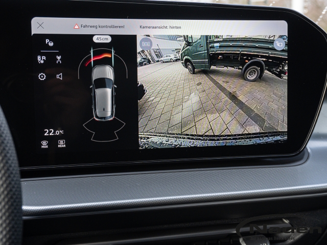 Q3 TFSI quattro 2x S line TECH+ AHK LED+KLIMA+