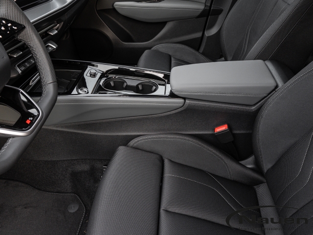 Q3 TFSI quattro 2x S line TECH+ AHK LED+KLIMA+