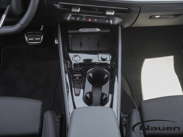 Q3 e-hybrid ''SOFORT LIEFERBAR'' 2x S line AHK LM19 Tech+ Klima+