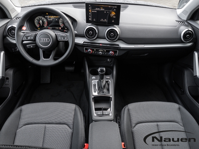 Q2 35 TFSI S tronic S line SONOS Matrix ALLWETTER