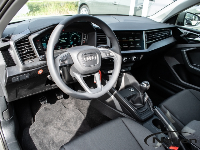 A1 Sportback 25 TFSI SHZ PA+ RFK GJR LM16