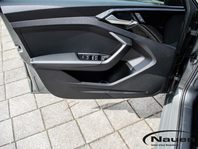 A1 Sportback 25 TFSI SHZ PA+ RFK GJR LM16