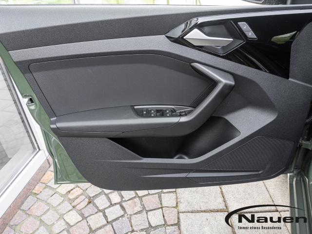 A1 Sportback 30 TFSI S tronic SHZ RFK LED Info+
