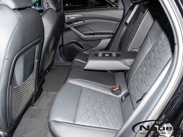 A6 e-tron Avant performance 270 kW