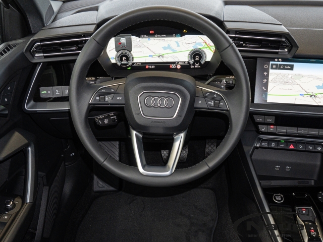 A3 Sportback TFSIe S line AHK eSitz Business+ Ambiente+ LM18 Klima+