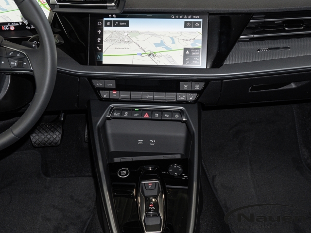 A3 Sportback TFSIe S line AHK eSitz Business+ Ambiente+ LM18 Klima+