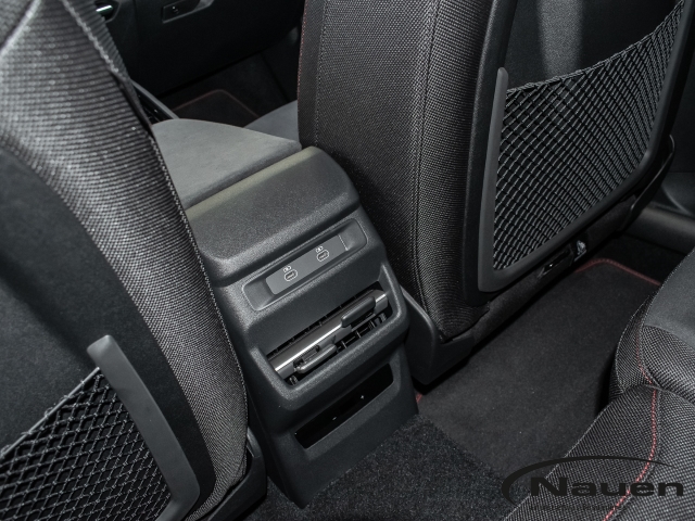Q3 e-hybrid S Sportpaket Navi Digitales Cockpit Soundsystem 360 Kamera LED ACC El. Heckklappe