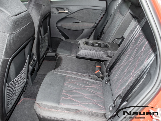 Q3 e-hybrid S Sportpaket Navi Digitales Cockpit Soundsystem 360 Kamera LED ACC El. Heckklappe
