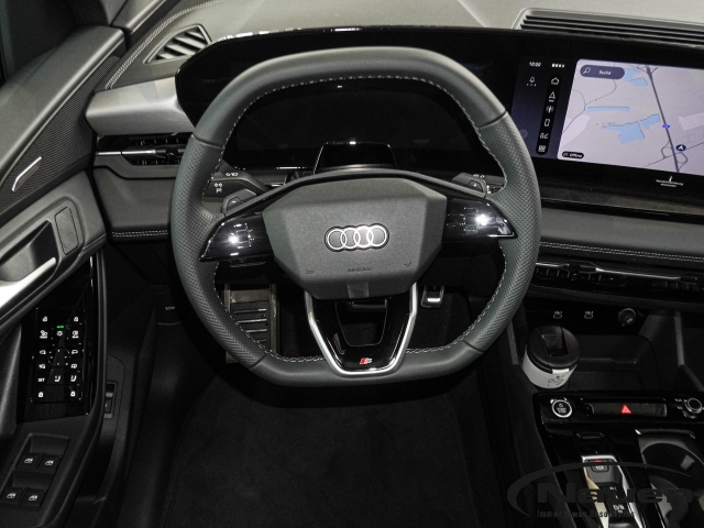 Q6 e-tron quattro 315 kW S line  AHK-klappbar Navi