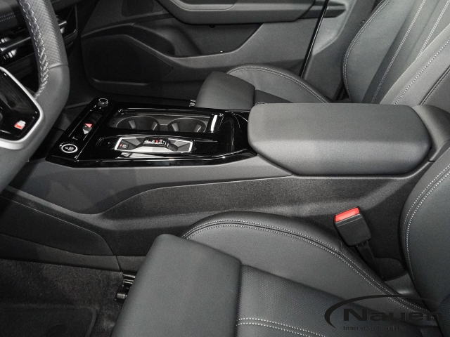 Q6 e-tron quattro 315 kW S line  AHK-klappbar Navi