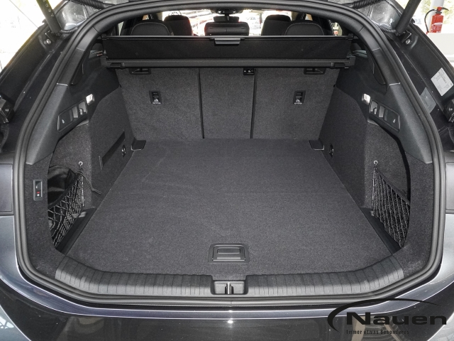 A6 e-tron Avant performance 270 kW S line business