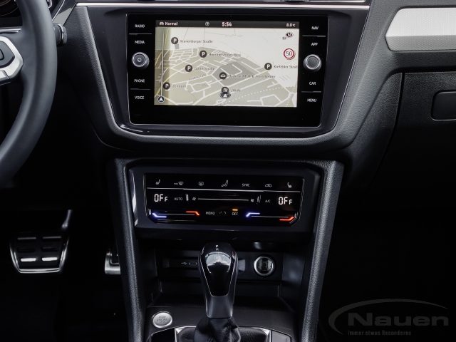 Tiguan Allspace MOVE 2,0l TDI DSG 7-Sitzer el. Anhängerk.