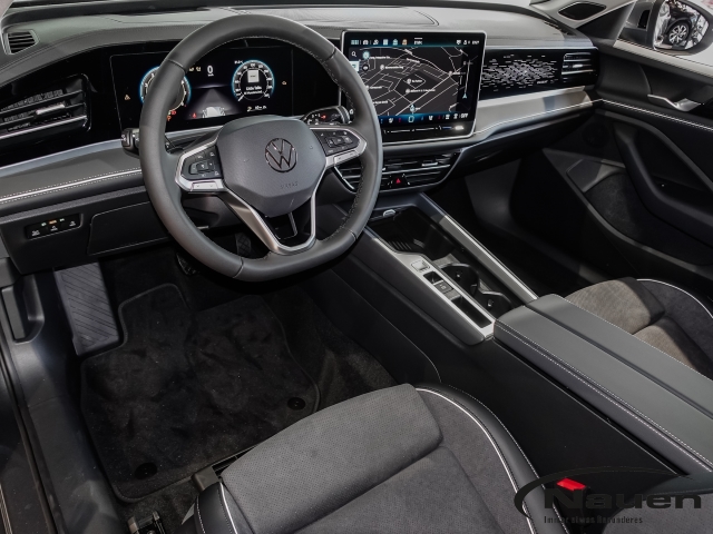 Passat Variant 1.5 eTSI Elegance ehem.UPE 56.260,- AHK+IQ-Light+H&K Sound