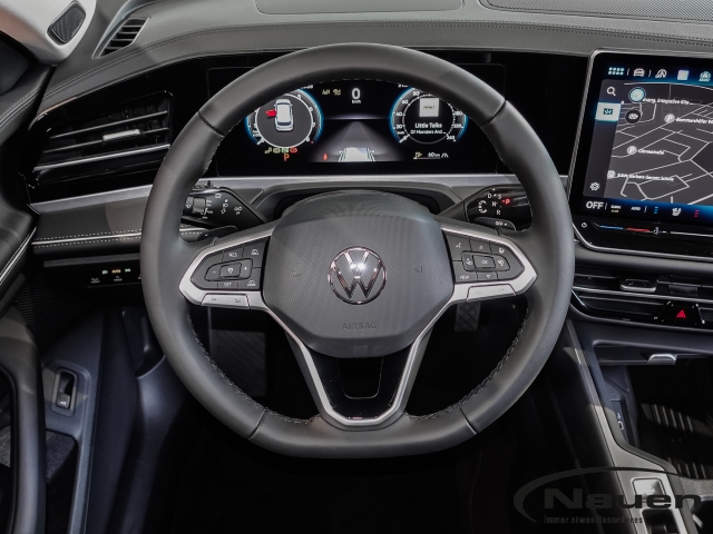 Passat Variant 1.5 eTSI Elegance ehem.UPE 56.260,- AHK+IQ-Light+H&K Sound
