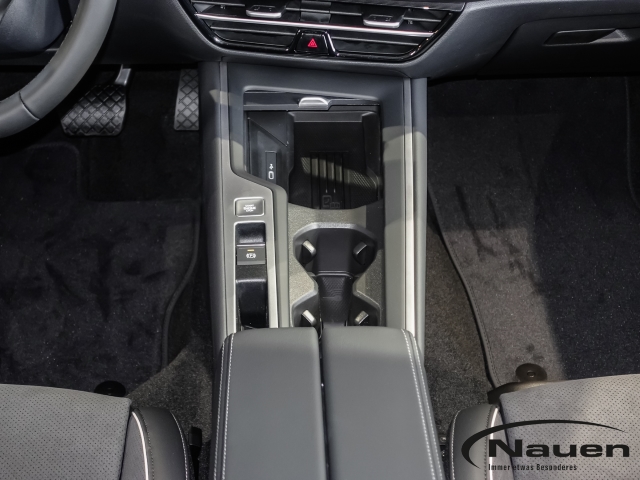 Passat Variant 1.5 eTSI Elegance ehem.UPE 56.260,- AHK+IQ-Light+H&K Sound