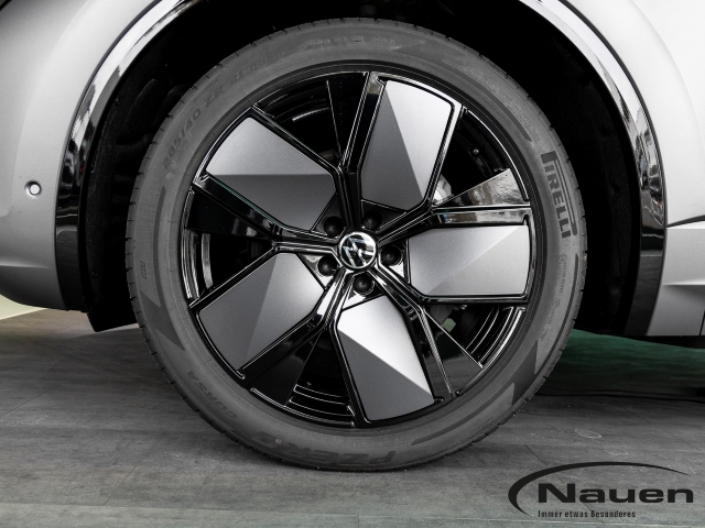 Touareg R-Line 3,0l V6 TDI R-Line Ext. Black Style