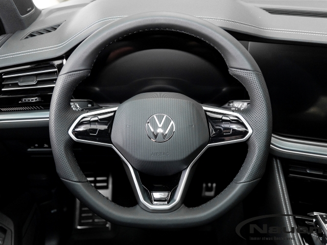 Touareg R-Line 3,0l V6 TDI R-Line Ext. Black Style