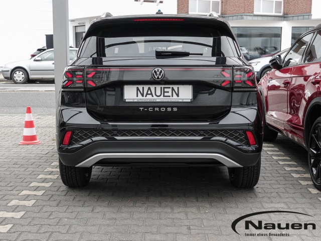 T-Cross R-Line 1.0 l DSG UPE: 39.020