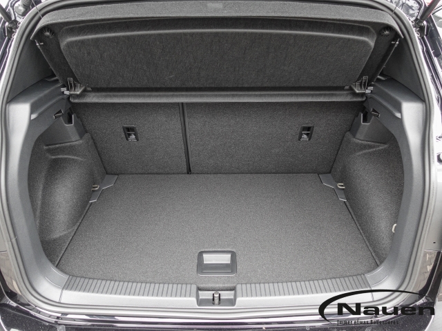 T-Cross R-Line 1.0 l DSG UPE: 39.020