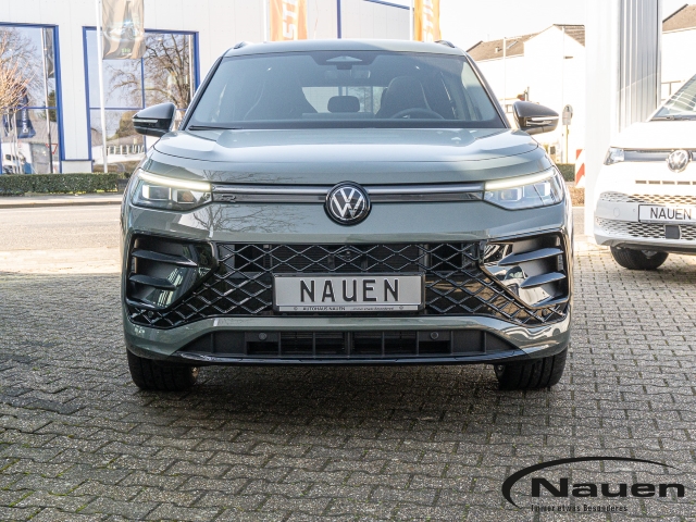 Tayron R-Line 1.5 l TSI eHybrid 110/85 kW 6-Gang DSG *AHK*LED*PANO*APP-CONNECT