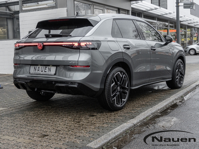 T-Roc R-Line 1.5 eTSI 110 kW DSG *Rate 299*