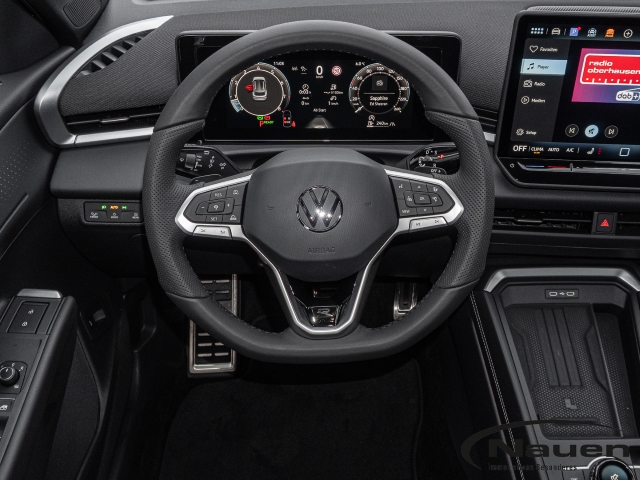 T-Roc R-Line 1.5 eTSI 110 kW DSG *Rate 299*