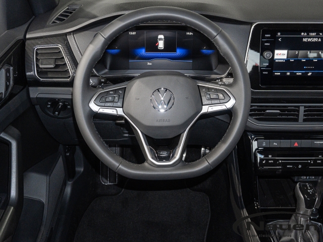 T-Cross R-Line 1.0 TSI OPF 85 kW 7-Gang DSG * Rate 245 *