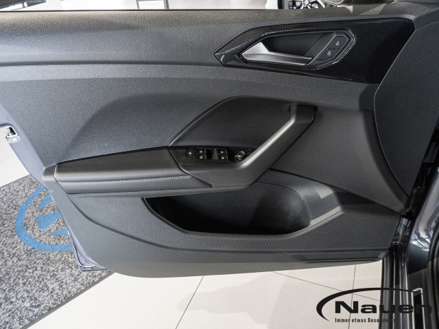 T-Cross R-Line 1.0 TSI OPF 85 kW 7-Gang DSG * Rate 245 *